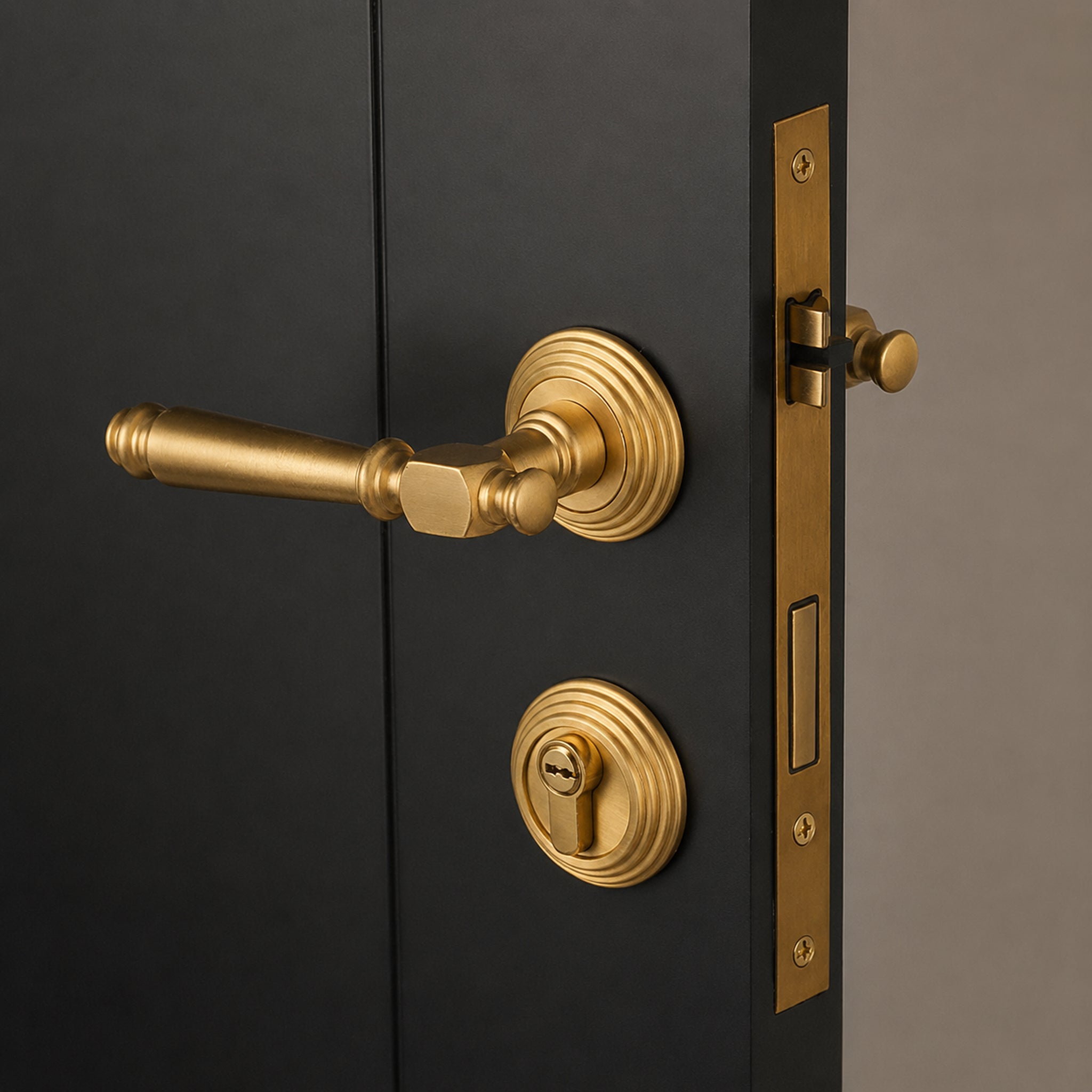Solid Brass Door Lever – Brass – Vincero Collection