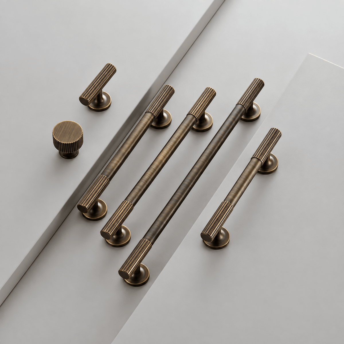Solid Brass Cabinet Handle – Antique Brass – Rigato Collection - Bergamo Design