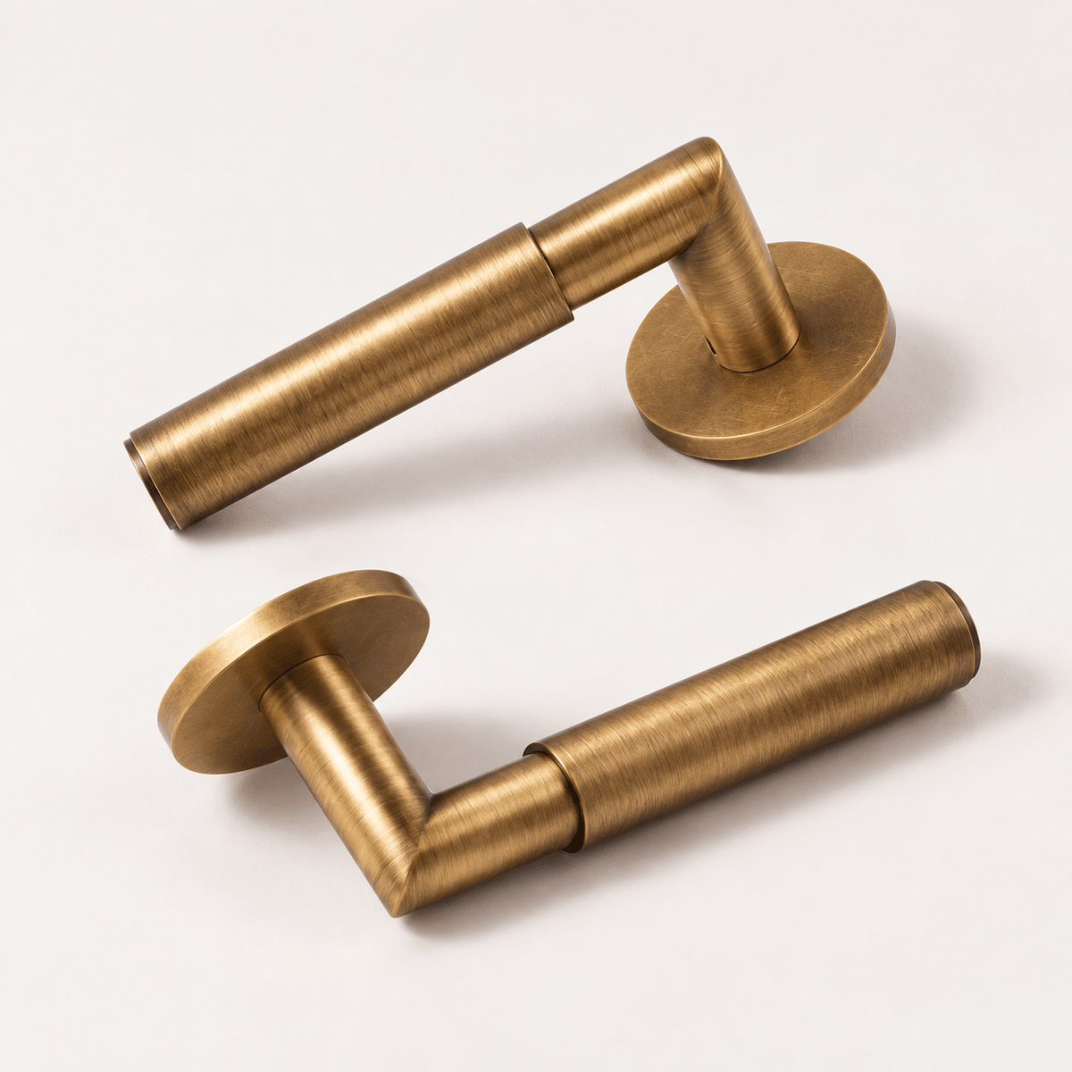 Solid Brass Door Lever – Aged Brass – Ruvo Collection - Bergamo Design