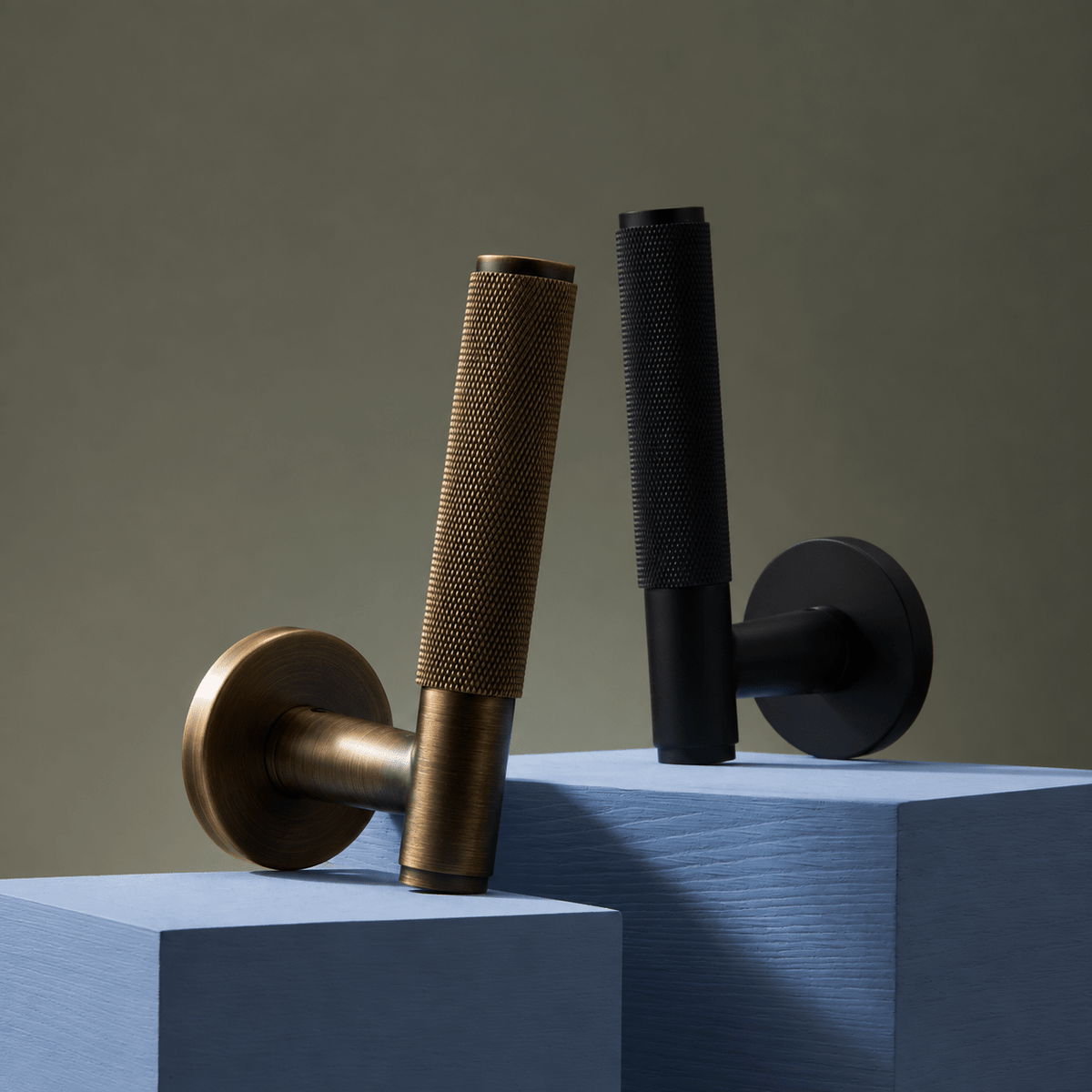 Solid Brass Door Lever – Antique Brass – Trama Collection - Bergamo Design