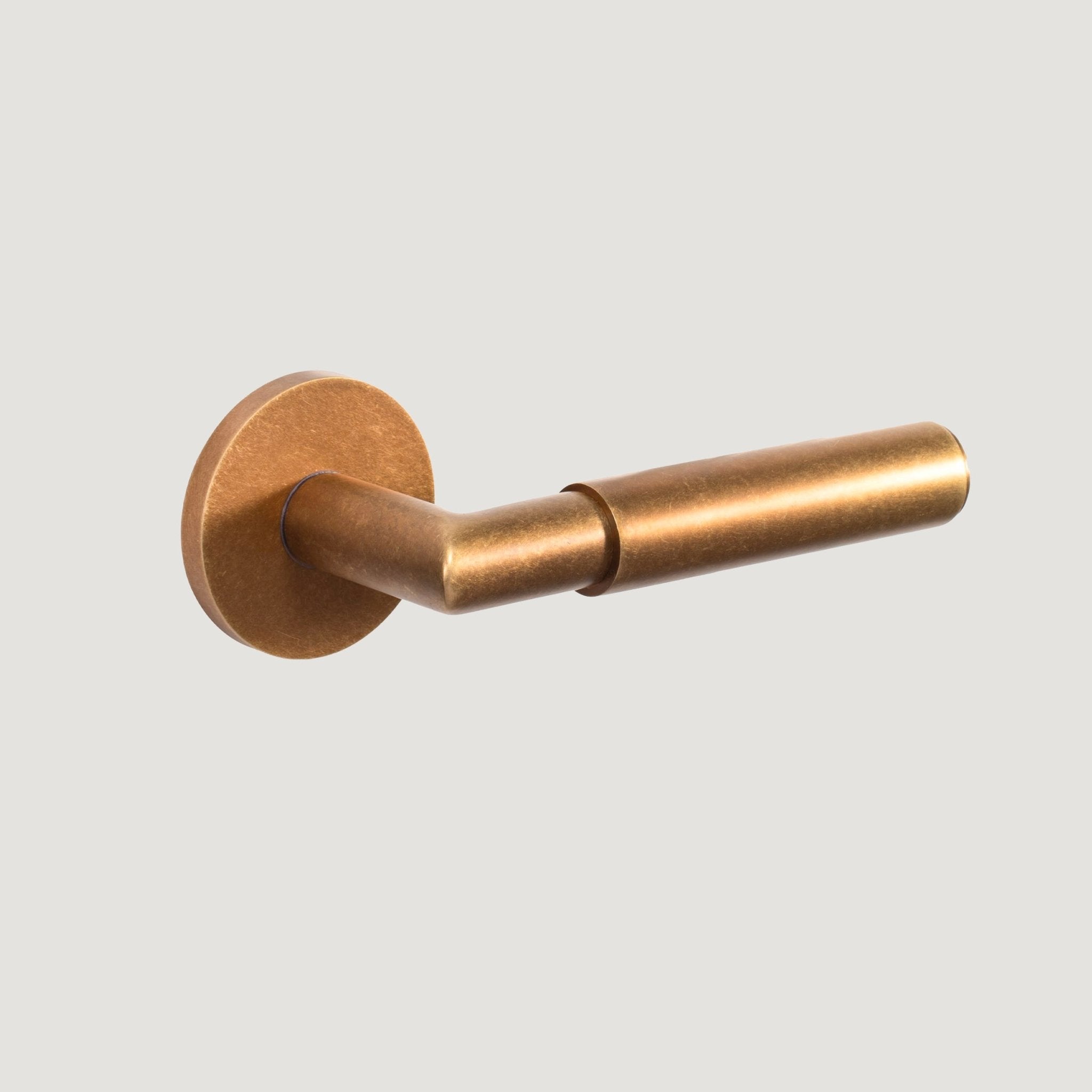 Solid Brass Door Lever – Aged Brass – Ruvo Collection - Bergamo Design
