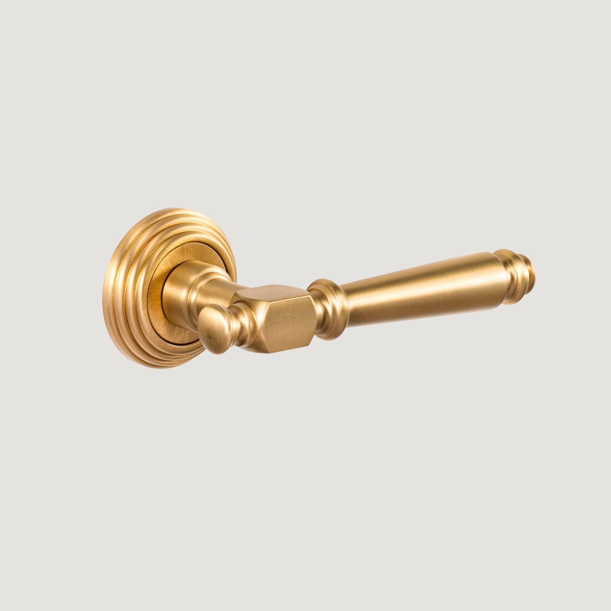 Solid Brass Door Lever – Brass – Vincero Collection - Bergamo Design